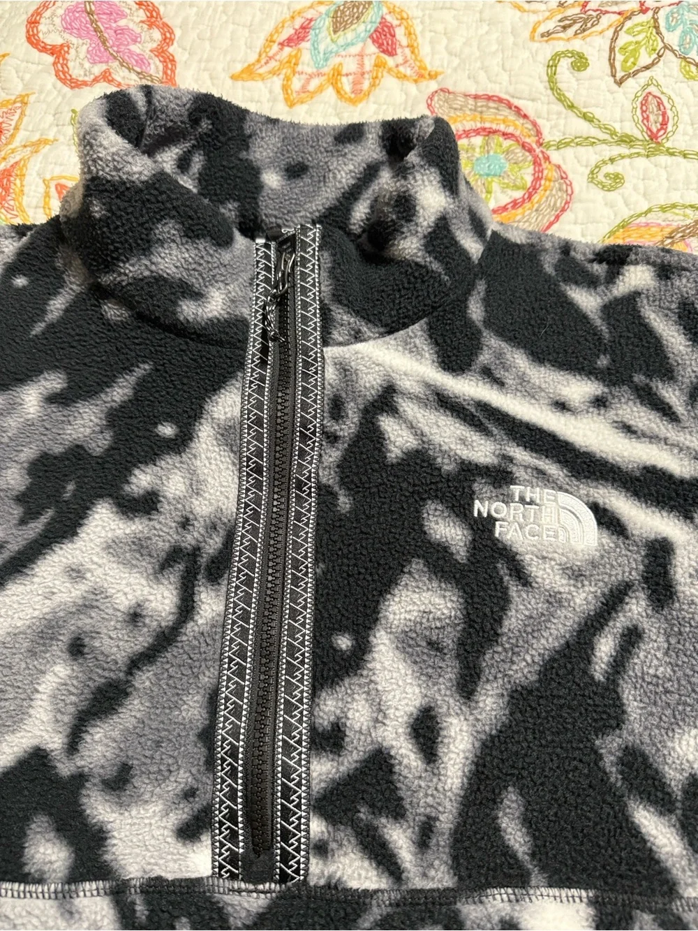 The North Face men's size large pullover black fleeski quarter zip fleece jacket